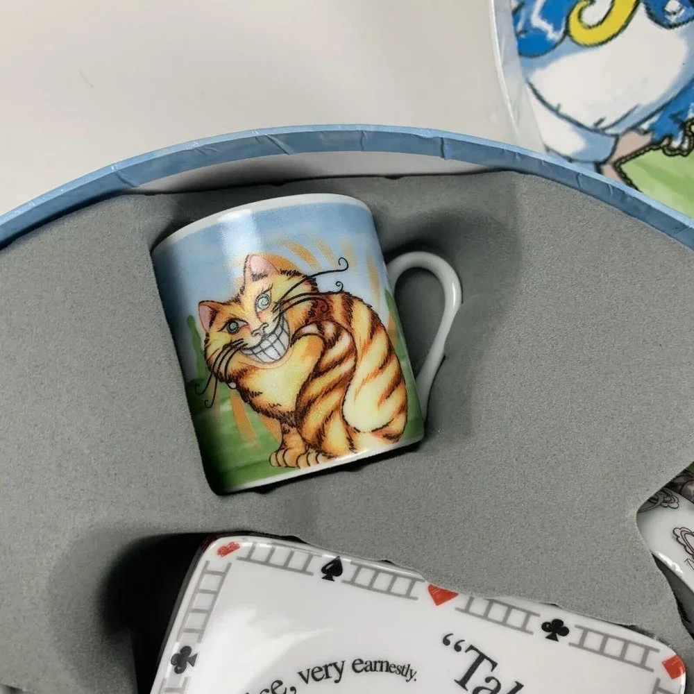Cardew Design Alice‎ in Wonderland Teaparty Cup and Saucer Box Set of Five 6199